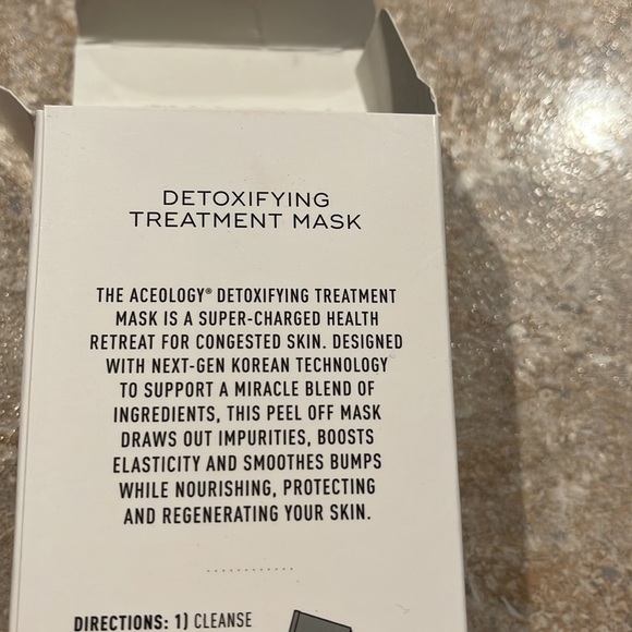 Aceology Detoxifying Treatment Mask - Picture 5 of 6